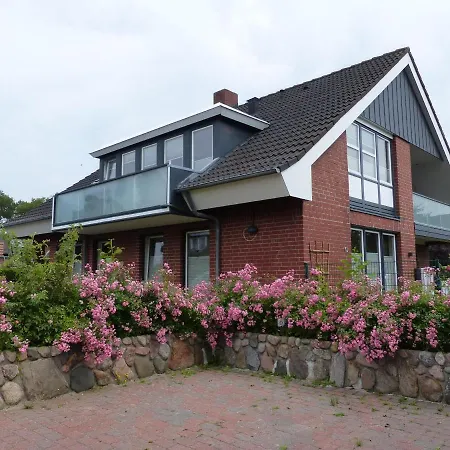 Captain Baack Nieblum